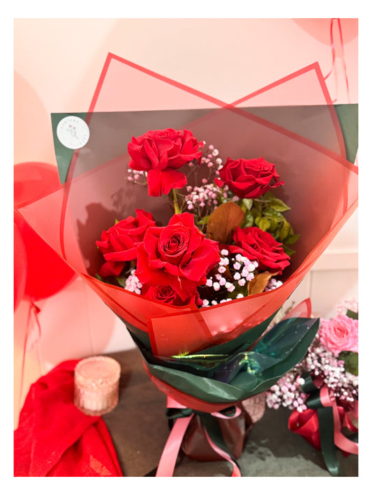 🌹 The Classic Crush