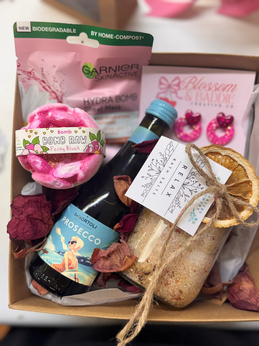 Mother's Day Pamper Hamper 🥂